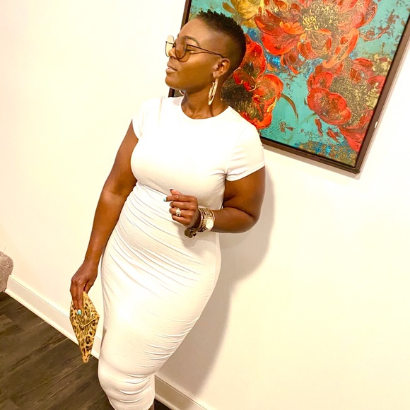 Capped sleeve midi dress - Picture 3 of 7